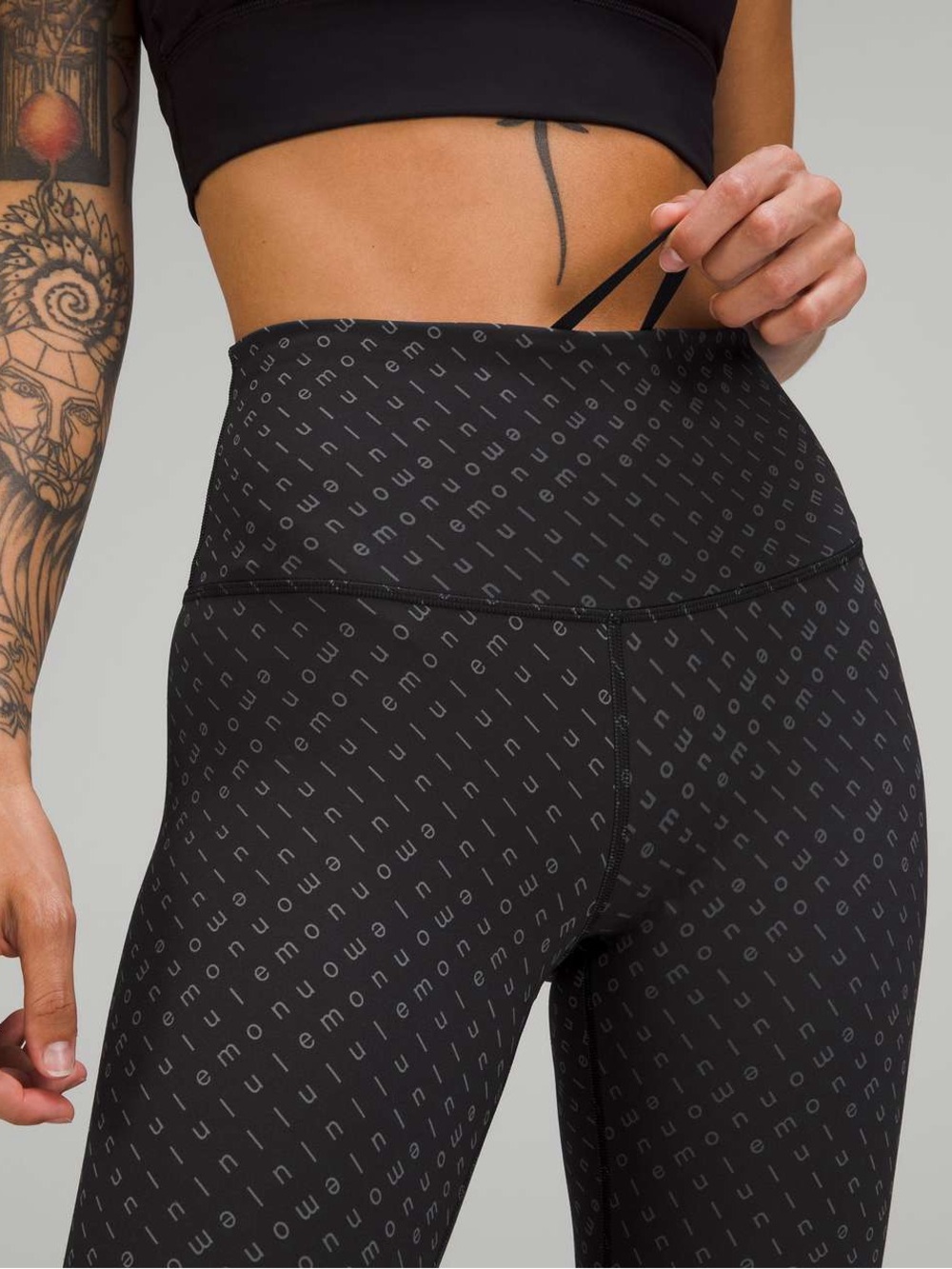 Ultra Rare Lululemon Wunder Train High Rise Leggings Mirrorify Black Logo Size 2